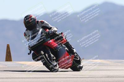 media/Oct-13-2025-Moto Forza (Mon) [[a66d839500]]/3-B Group/Session 4 (Turn 9)/